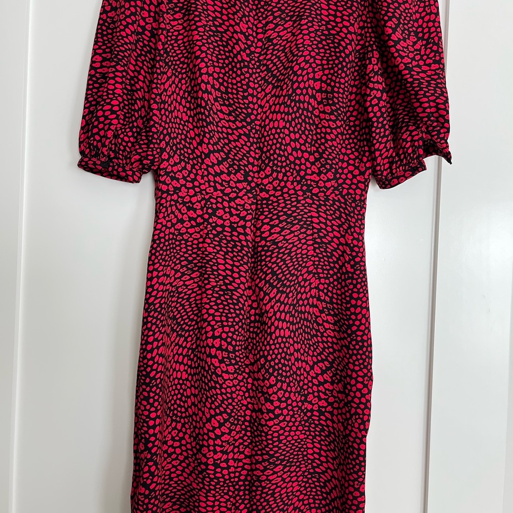 Banana Republic Vibrant Pink and Black Short Sleeve Dress
